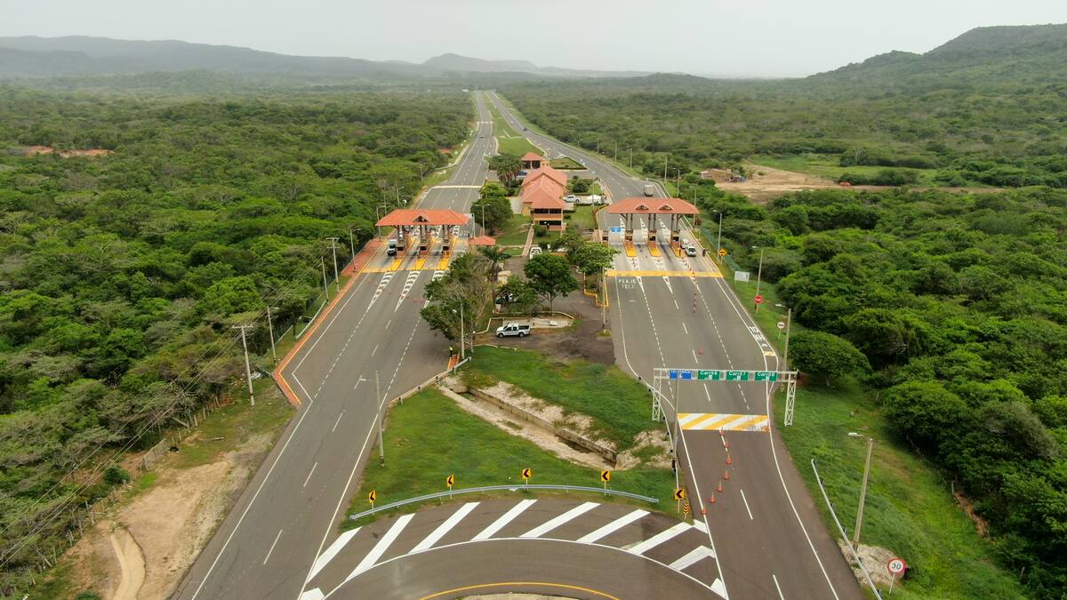 Admiten para estudio denuncia contra congresistas que aportaron a la vaca por las vías