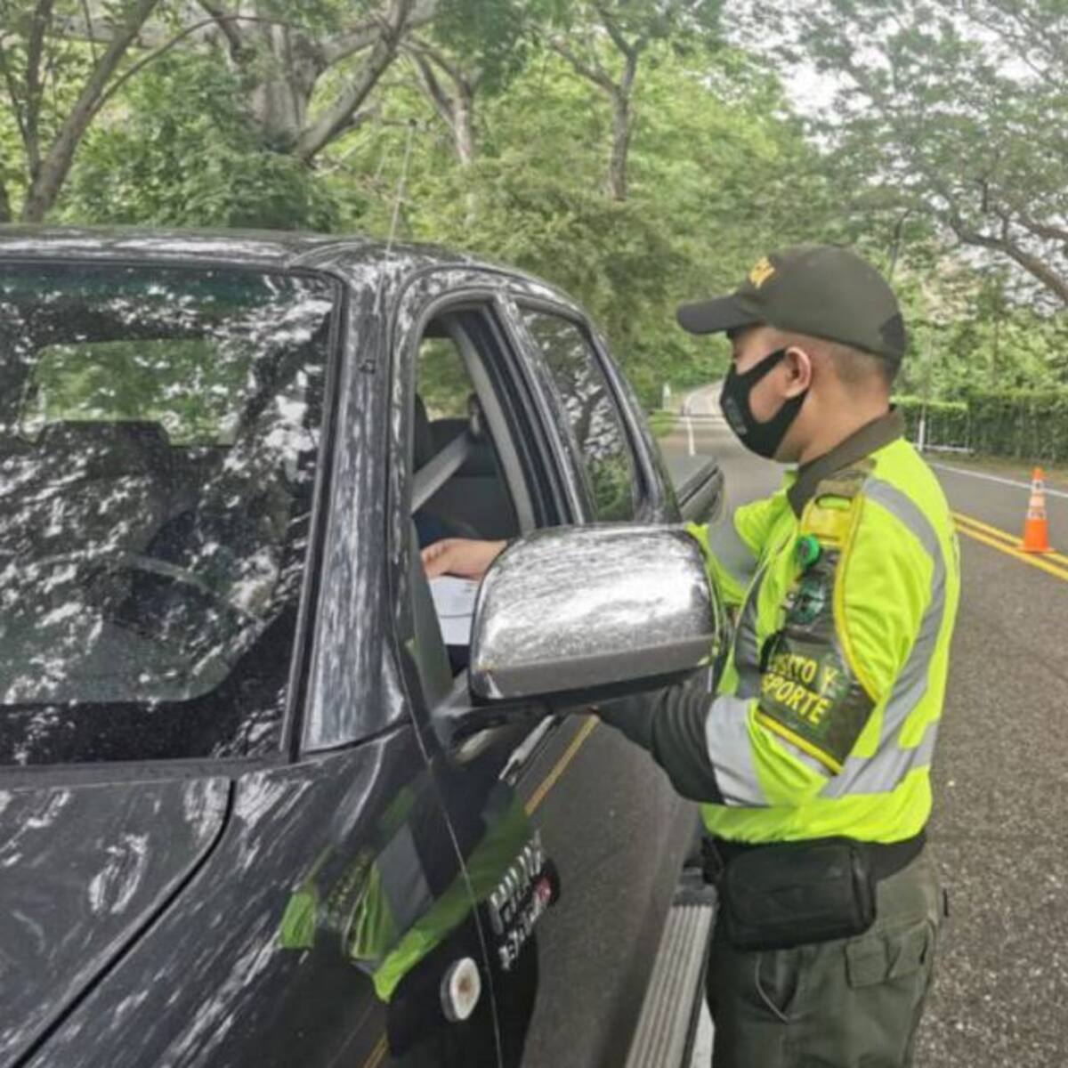 Policía refuerza los controles en las vías del Quindío para este fin de año