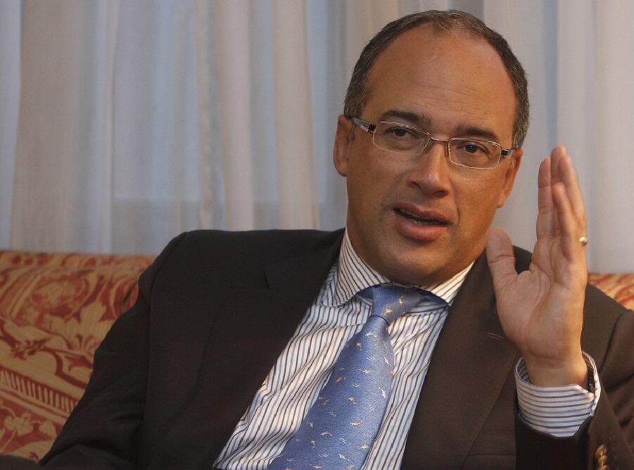 Juan Carlos Echeverry renuncia a su candidatura presidencial