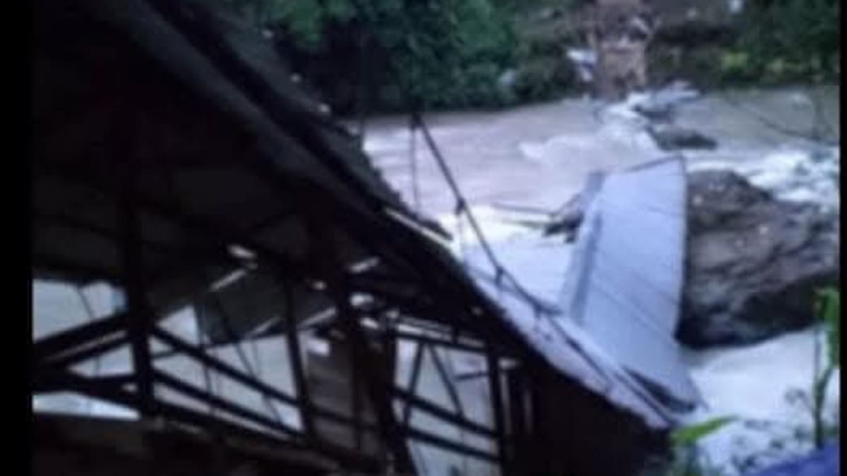 Otro puente fue inhabilitado en la frontera con Ecuador