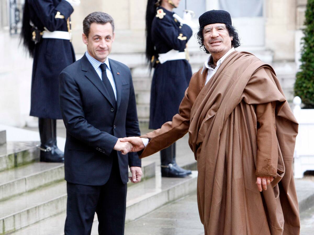 Francia: Nicolas Sarkozy fue condenado a cinco años de cárcel por financiación irregular de campaña