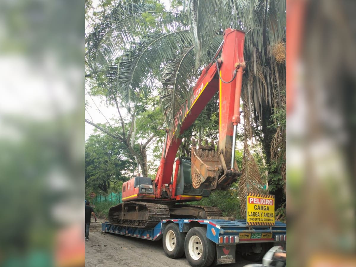 Entregan retroexcavadora incautada a Planadas para atender emergencias por lluvias