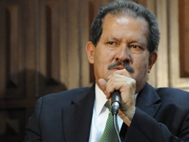 Vicepresidente apoya llamado a constituyente: Juan Carlos Vélez
