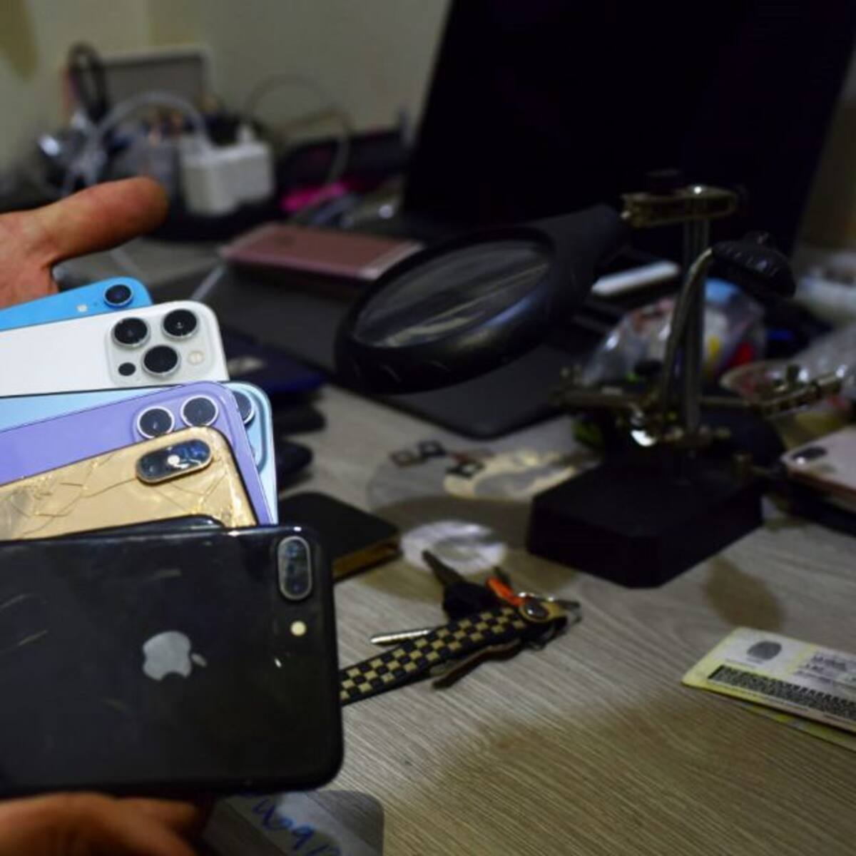 Hombre tenía en su poder 50 celulares, 15 eran robados
