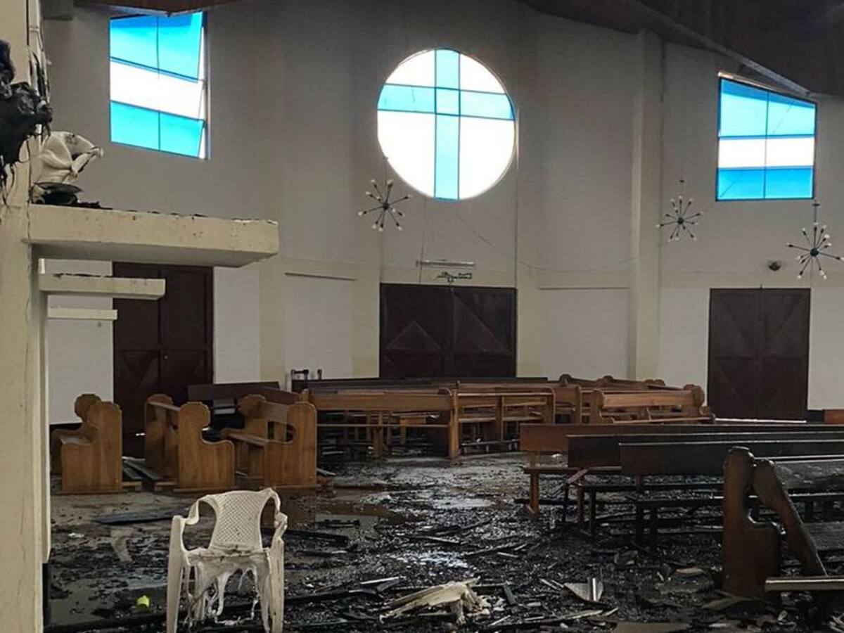Incendio dejó grandes pérdidas en la iglesia de Santa Isabel, Dosquebradas
