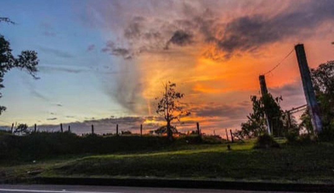 Atardecer en Armenia 