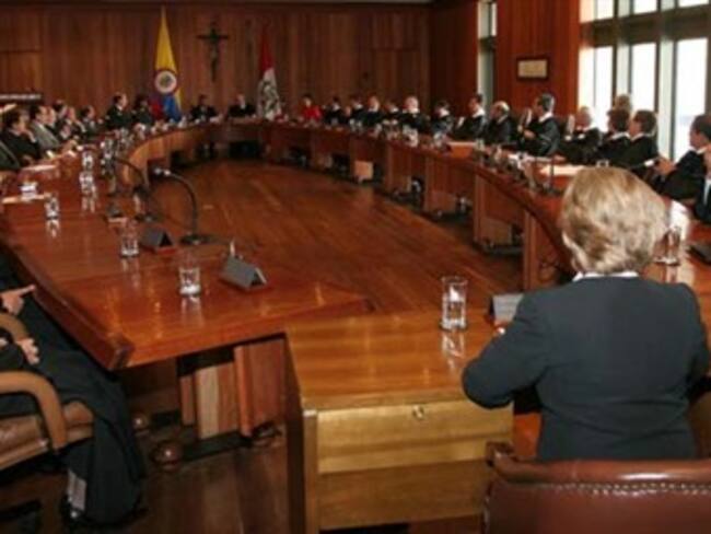 Alba Luz Florez sería testigo en varias investigaciones por las ‘chuzadas’, dice su abogado