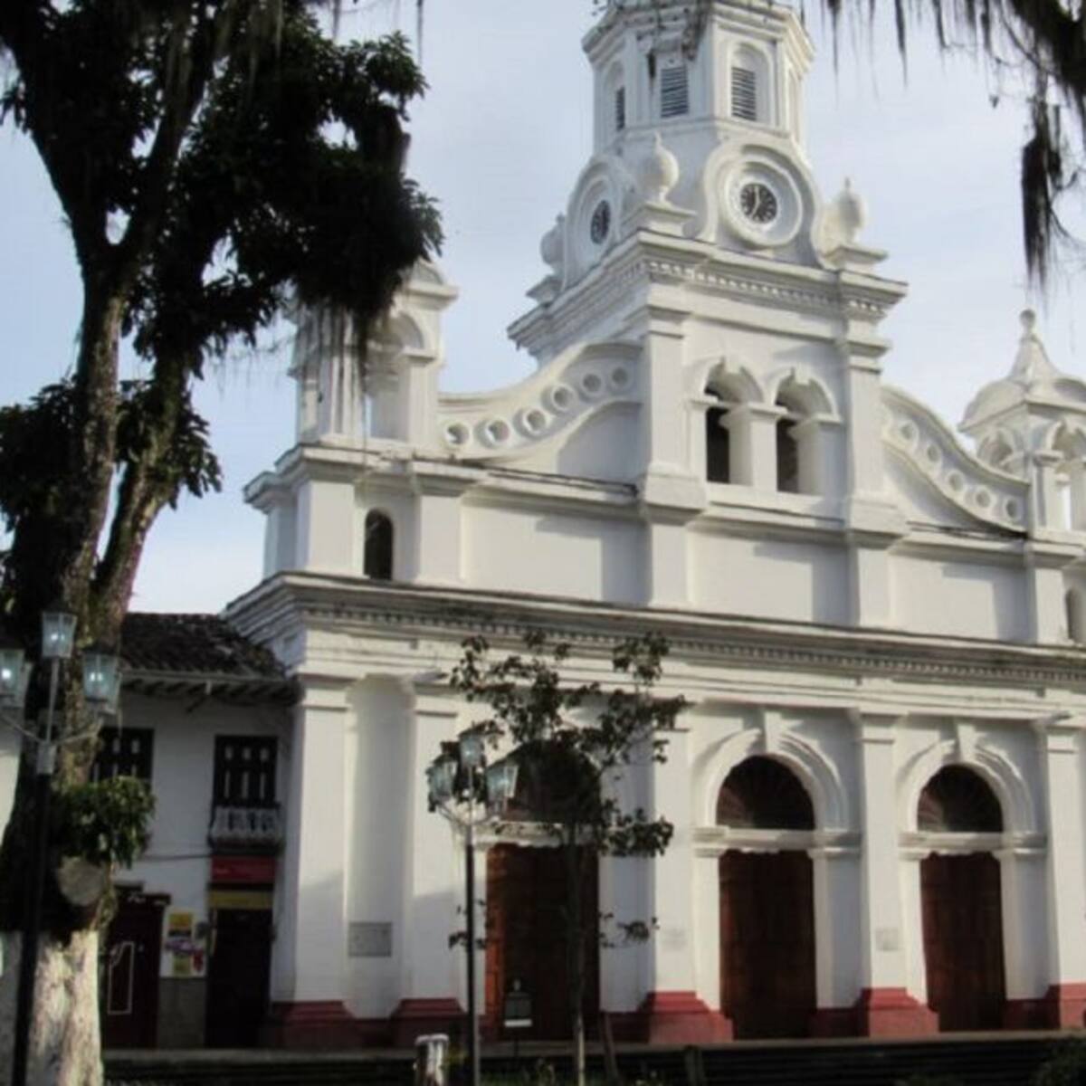 Salamina completa cuatro días sin servicio de agua