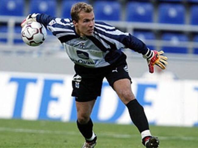 Muere Robert Enke, portero de la selección Alemana arrollado por un tren