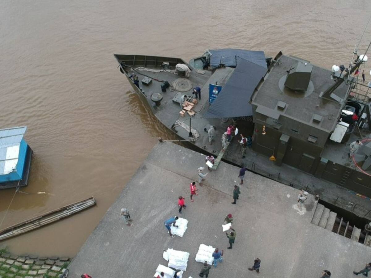 Tras navegar más de 4 días, llegaron las ayudas a familias del Río Atrato