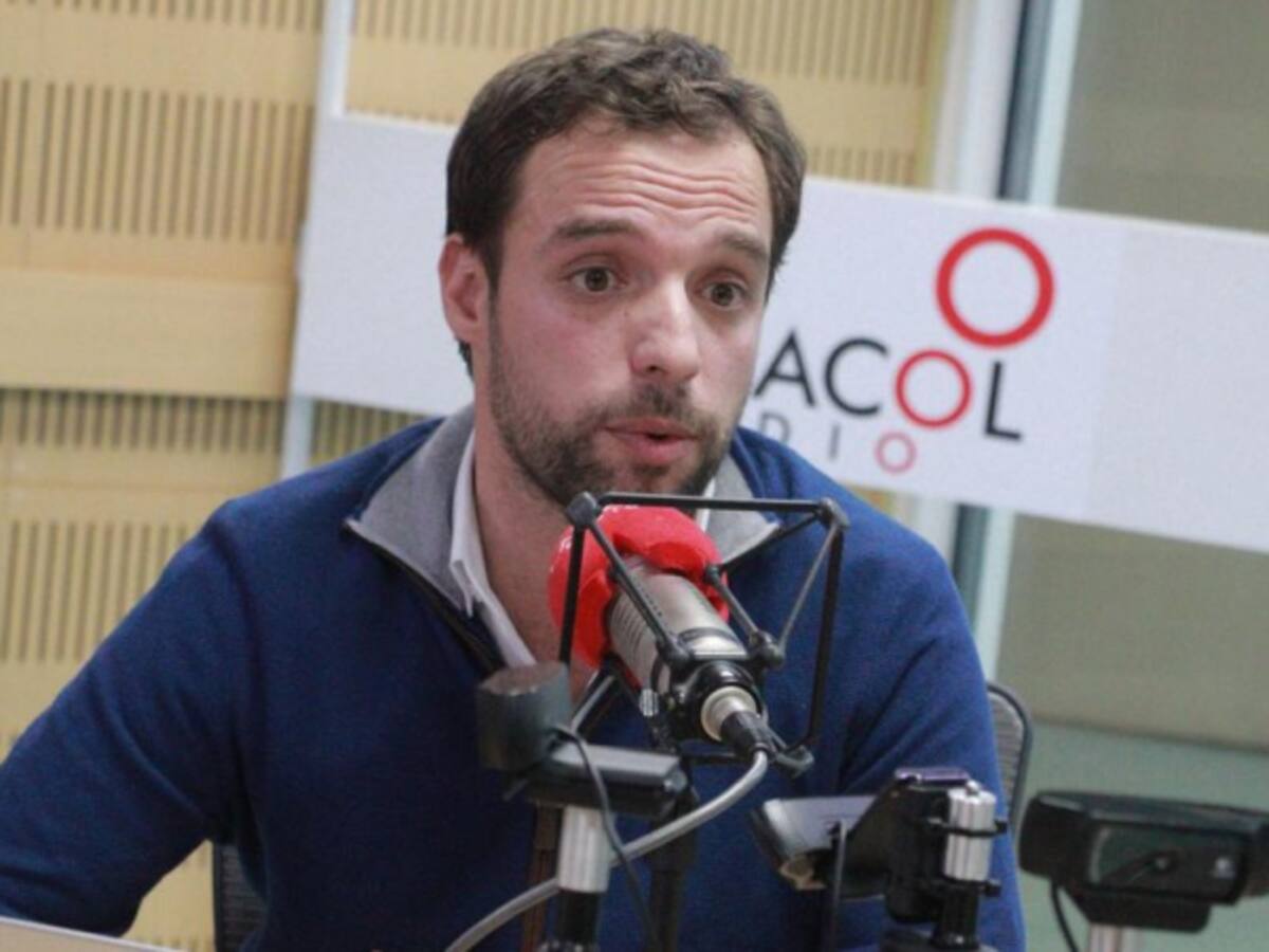 En el gobierno Duque hay puerta giratoria hacia adentro: Gómez