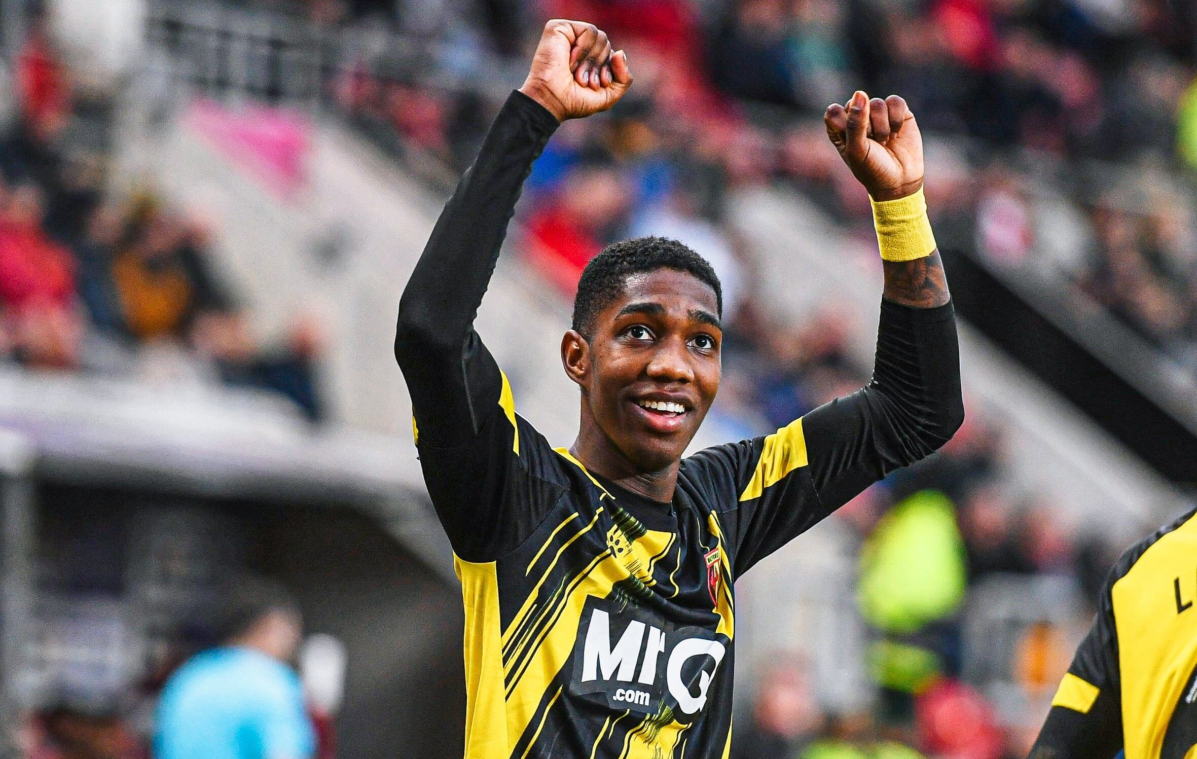 Yaser Asprilla, futbolista del Watford / Foto: @WatfordFC