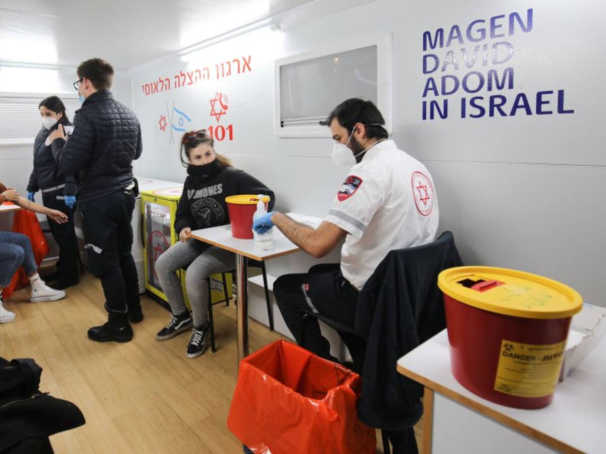 OPS estima que Israel será el primer país en lograr inmunidad de covid-19