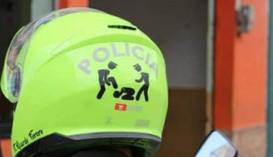 Casco del agente de la Policía