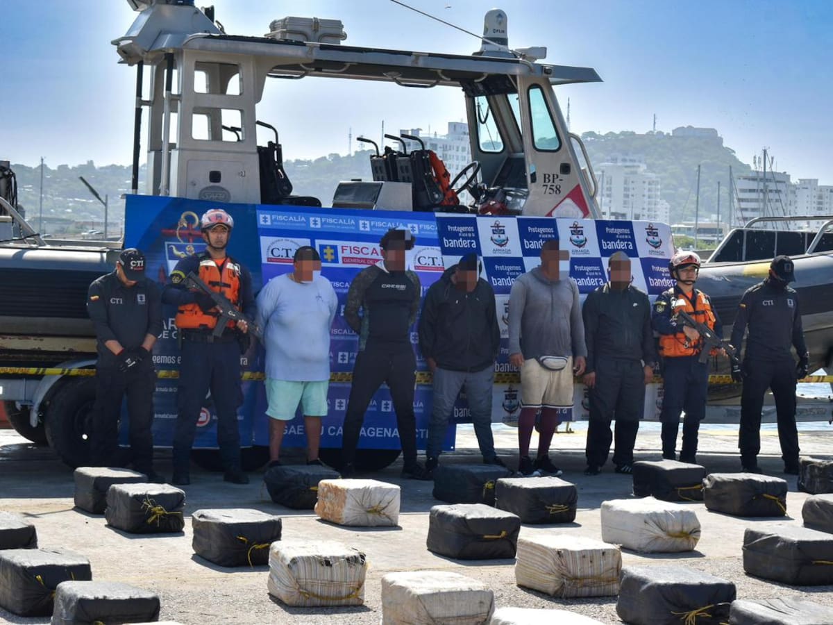 Armada de Colombia incauta más de cinco toneladas de cocaína en el Caribe