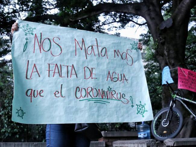 MAYERLY LÓPEZ, LIDERESA DEL PÁRAMO DE SANTURBÁN