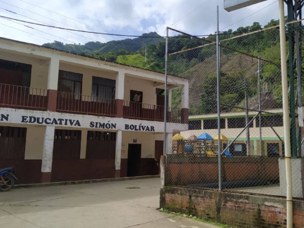 La deserción escolar sería usada por disidentes para reclutar en el Tolima