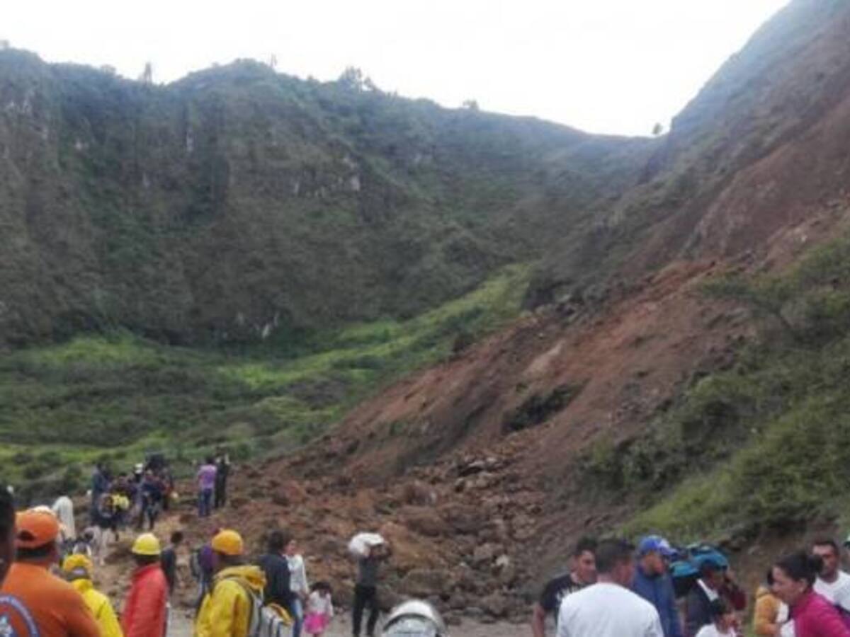 Identificadas 4 de las 13 víctimas de tragedia en la carretera entre Pasto