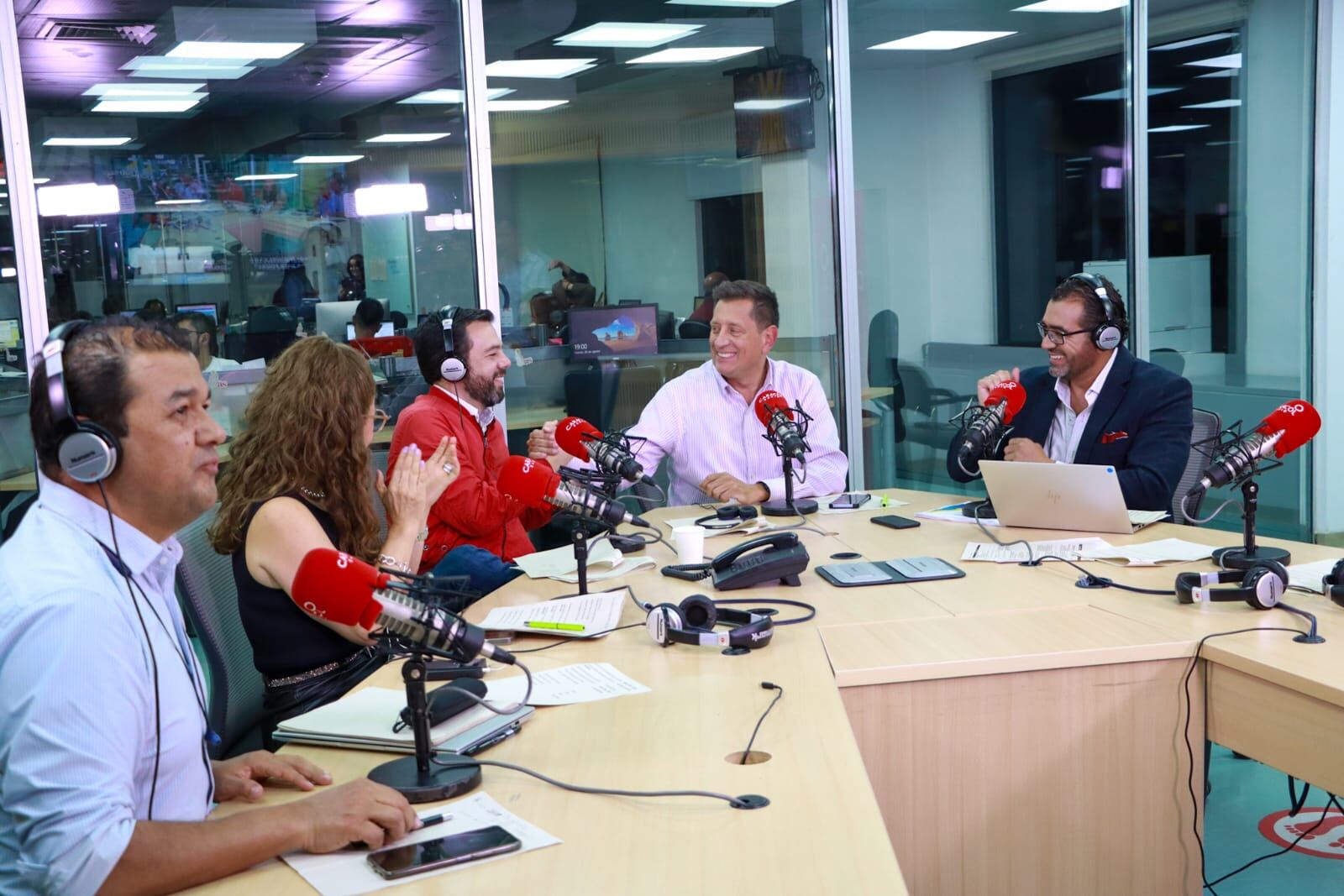 Carlos Fernando Galán habla ‘sin anestesia’ sobre su aspiración a la Alcaldía de Bogotá. Foto: Caracol Radio.