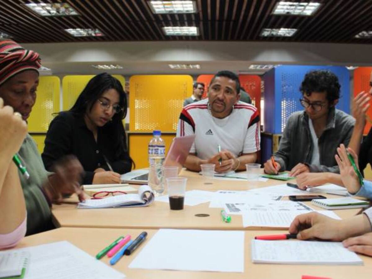 Aplicación permitirá comprar productos hechos por víctimas del conflicto