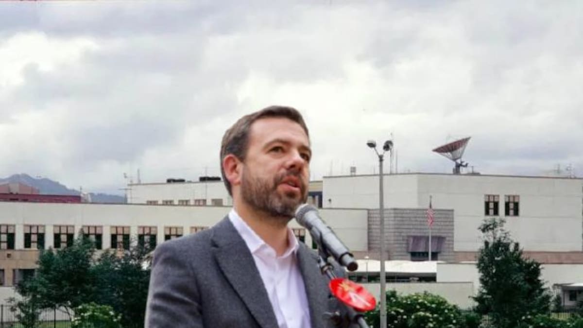 “Eso no es cultura, son delincuentes”: alcalde Galán por amenazas para vandalizar Metro