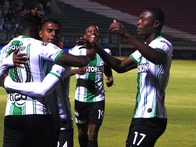 Nacional goleó al Chicó en Tunja y comparte liderato con el Pasto