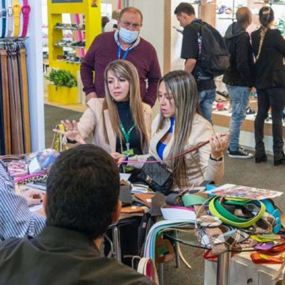 Santandereanos en Corferias afirman escasez de personal