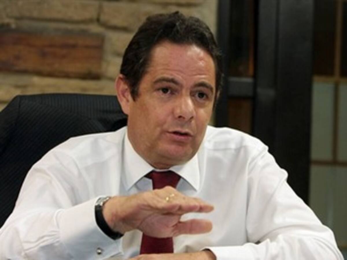 Cambio Radical sí quiere a Vargas Lleras como candidato presidencial