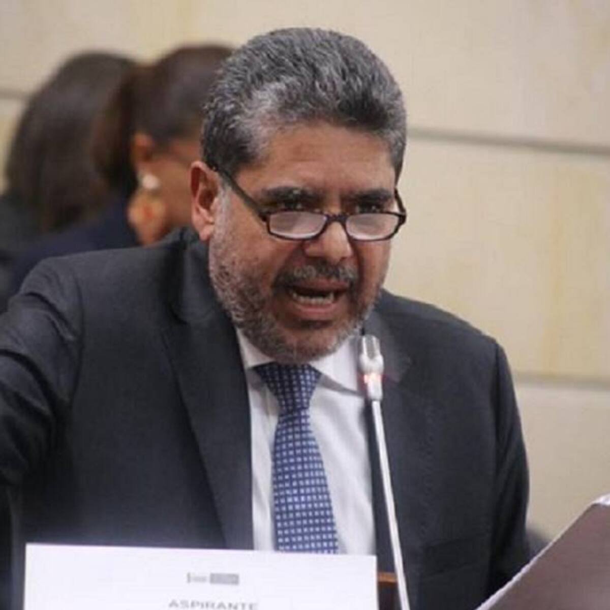 Carlos H. Rodríguez recibe apoyo de Conservadores en Cámara para Contraloría