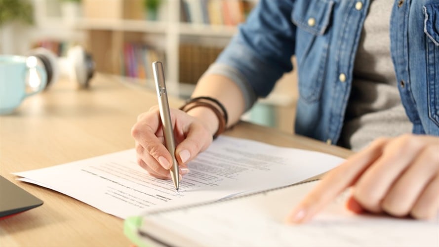 Más de 500 personas que resultaron elegidas están esperando a que el Ministerio de Ciencia desembolse los recursos del programa.. Foto: Getty Images