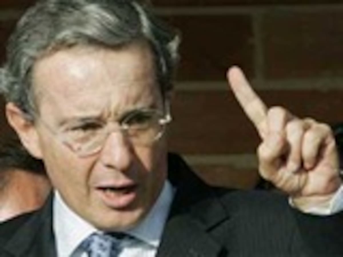 La historia según Uribe