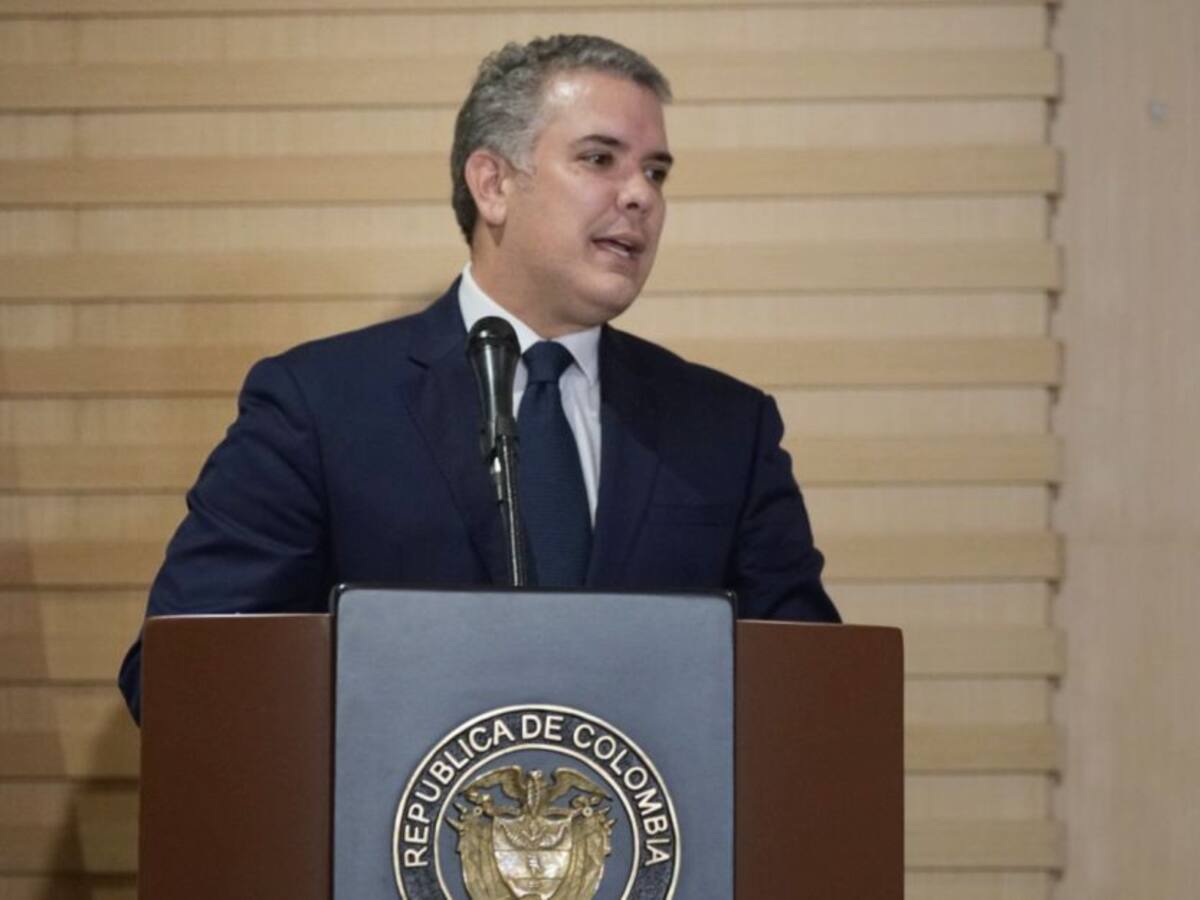 Duque llega a la Corte para entregar la terna