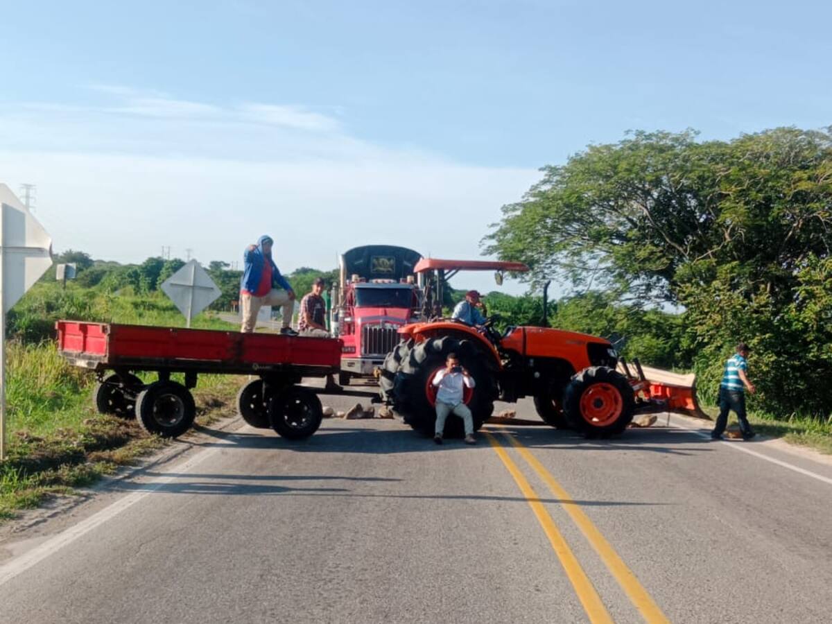 ¿Viajará al Magdalena? Campesinos mantienen bloqueo en Troncal de Oriente por “promesas incumplidas”