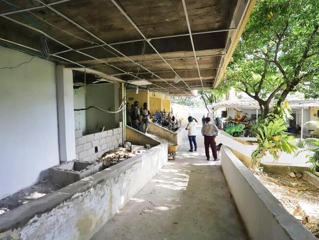 Avanzan trabajos de mejoramiento estructural en seis colegios de Cartagena