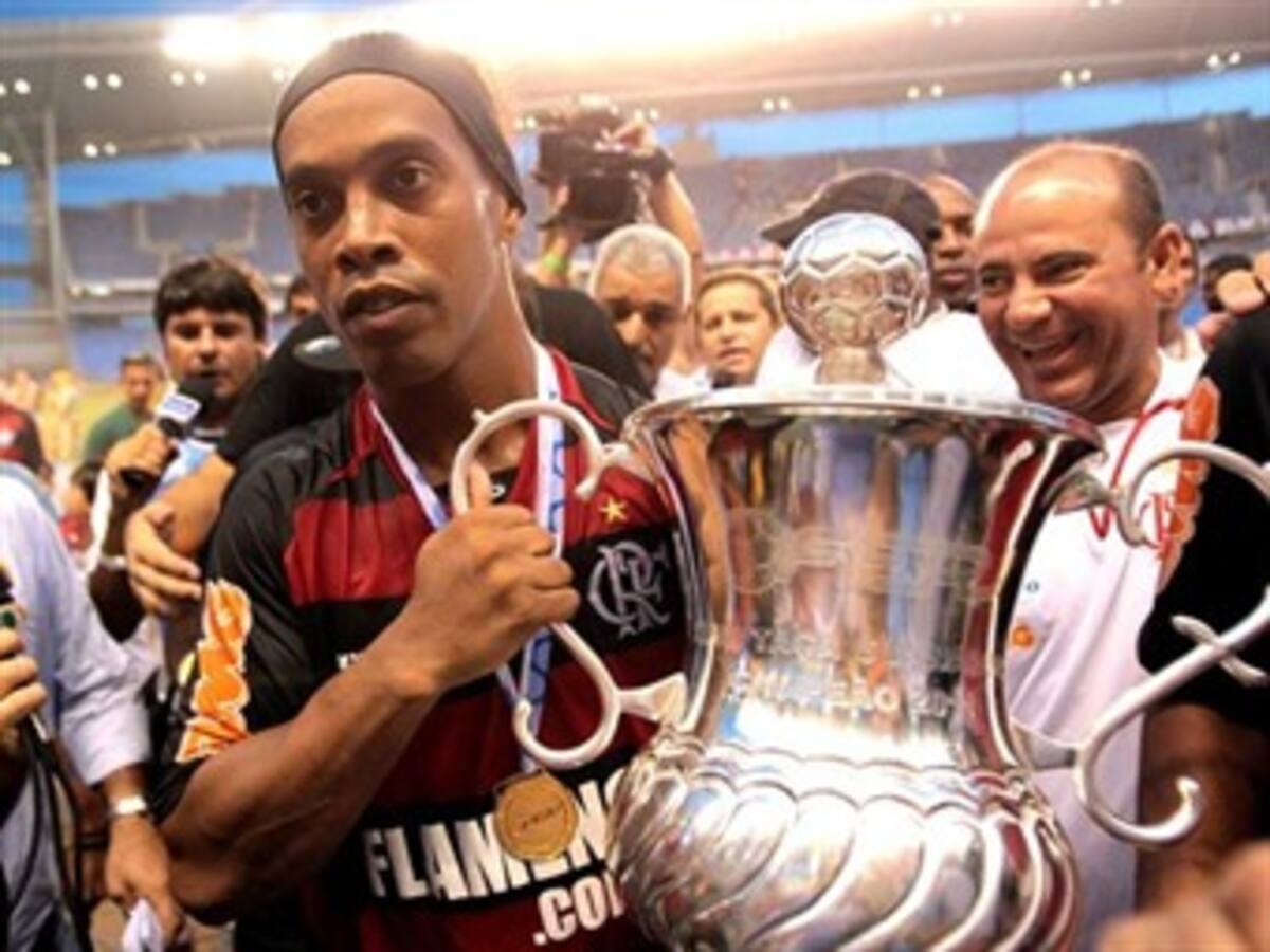 Feliz cumpleaños 34 a uno de los más grandes del Fútbol, Ronaldinho