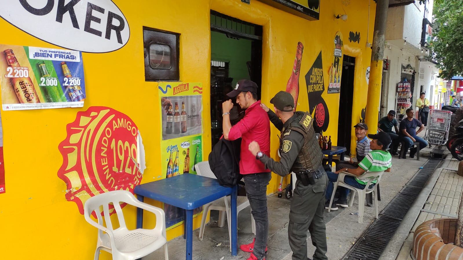 En otros resultados, se impusieron 62 órdenes de comparendos por comportamientos contrarios a la convivencia, la incautación de más de 40 armas blancas, 1 arma traumática y la recuperación de una motocicleta.