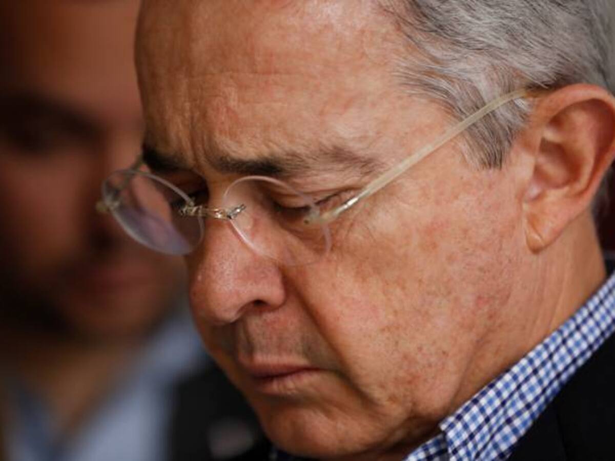Los nuevos investigados tras la indagatoria a Álvaro Uribe
