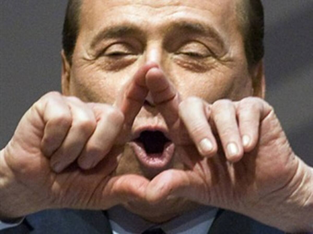 Berlusconi tendría cuenta secreta para pagar prostitutas