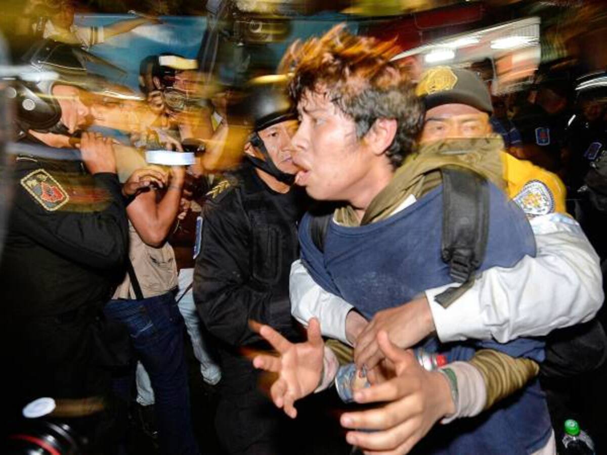 ONU pide a México investigar posibles casos de tortura en caso Ayotzinapa