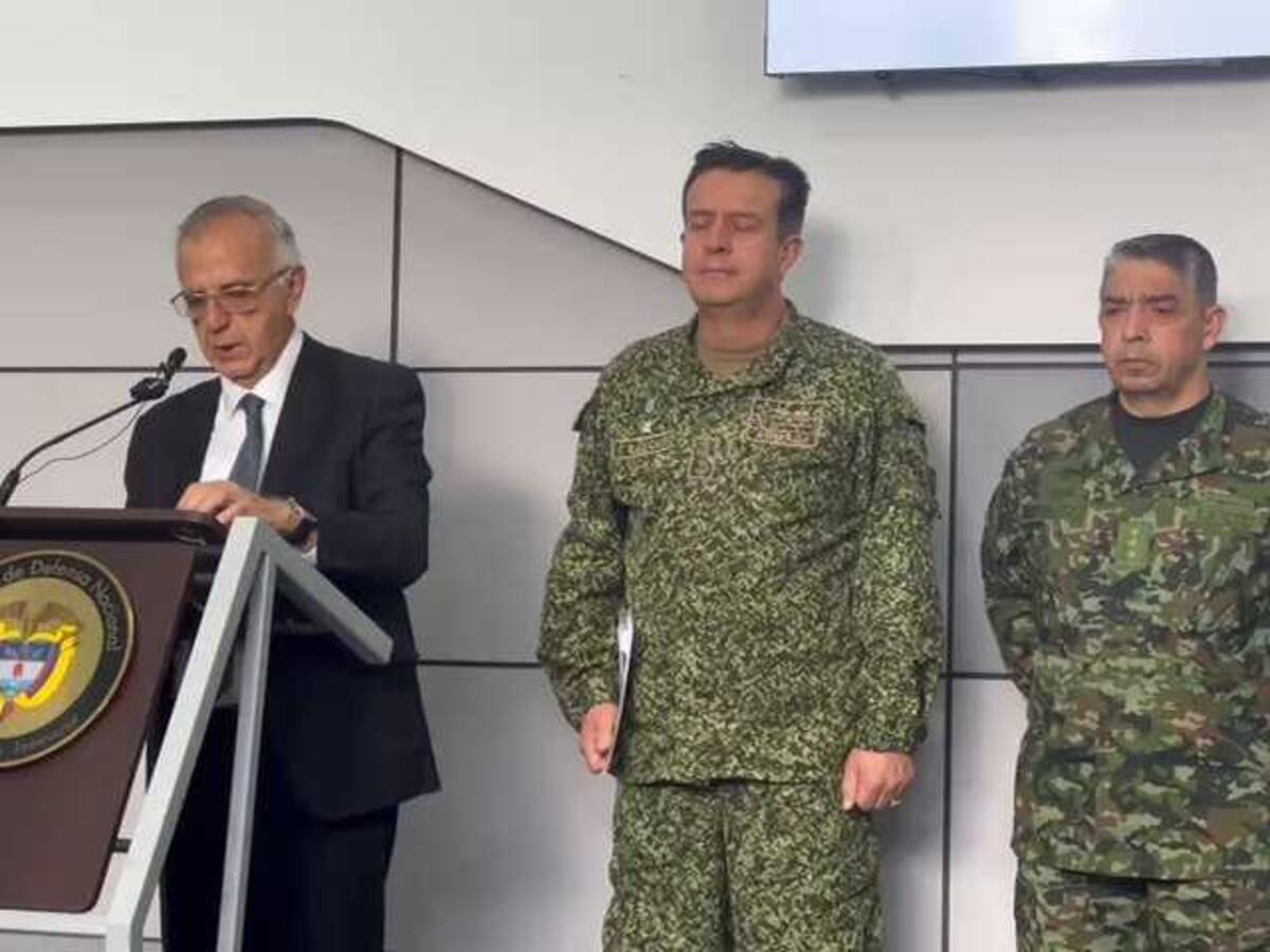 Gobierno suspende cese al fuego con ‘Iván Mordisco’, pero sigue con frentes de ‘Calarcá'
