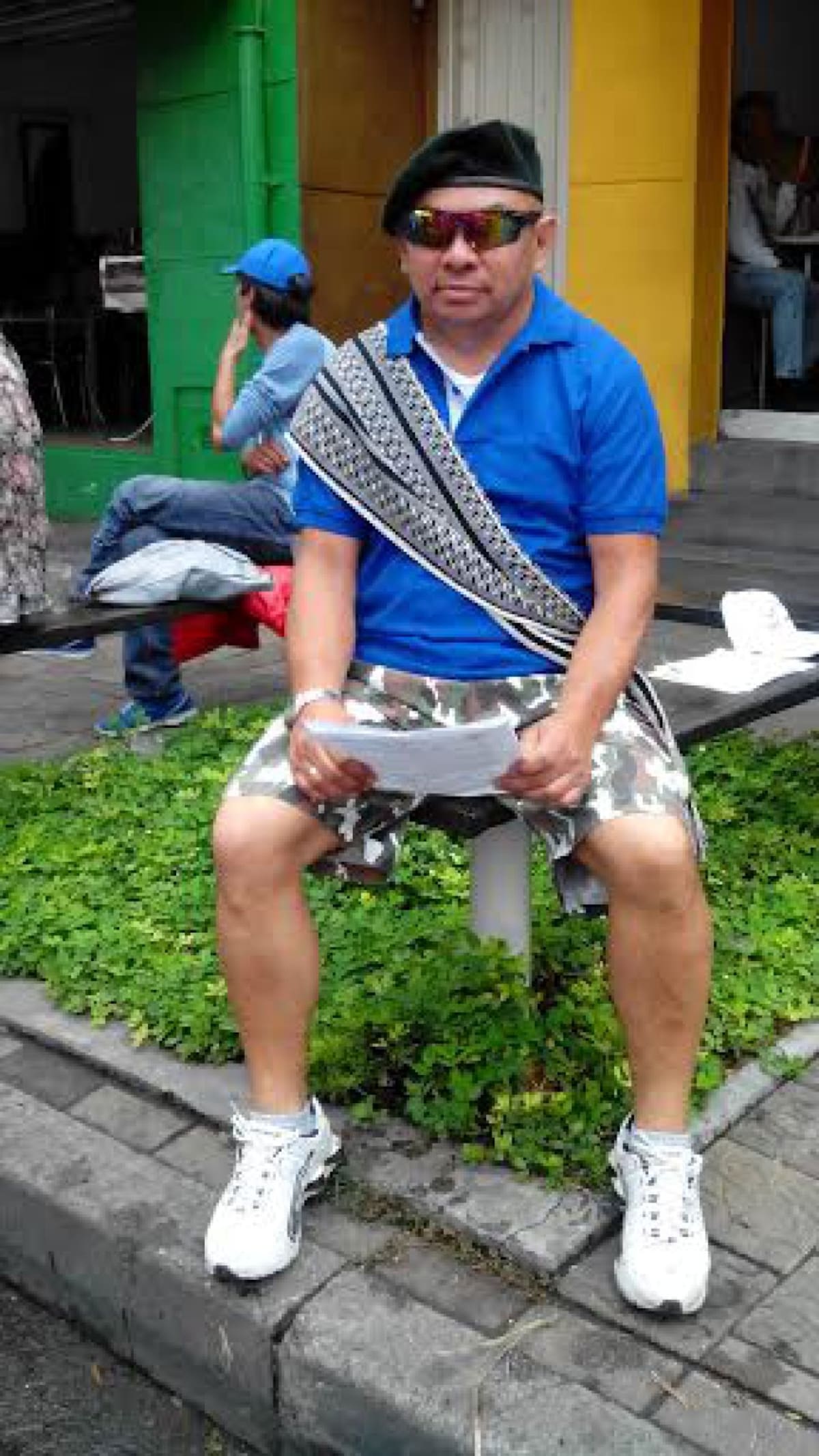 En la capital de Antioquia, cientos de personas salieron a las calles a exigir mejores condiciones laborales.