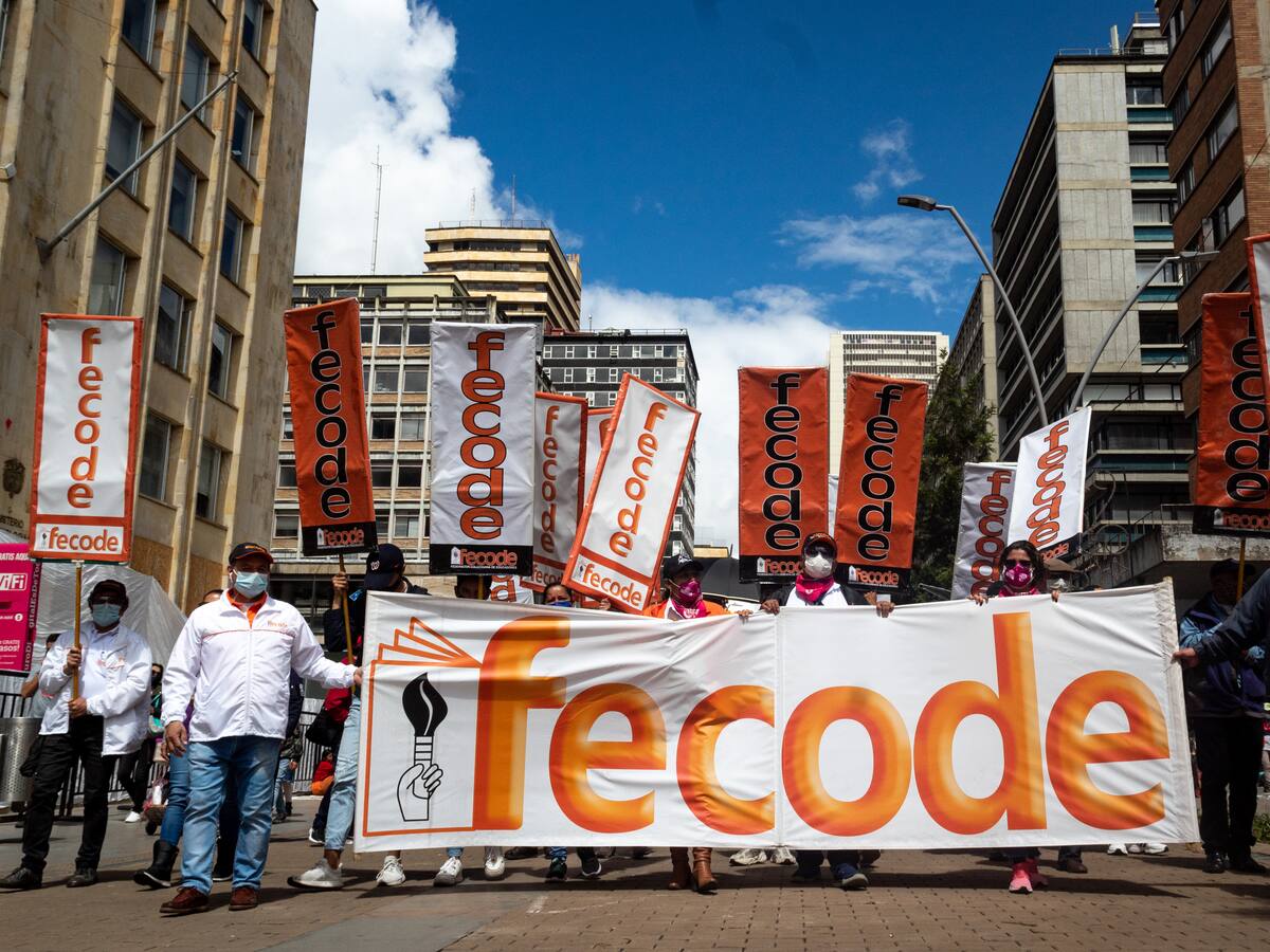 Marchas de Fecode HOY 30 de agosto: Protestas EN VIVO, TransMilenio y movilidad