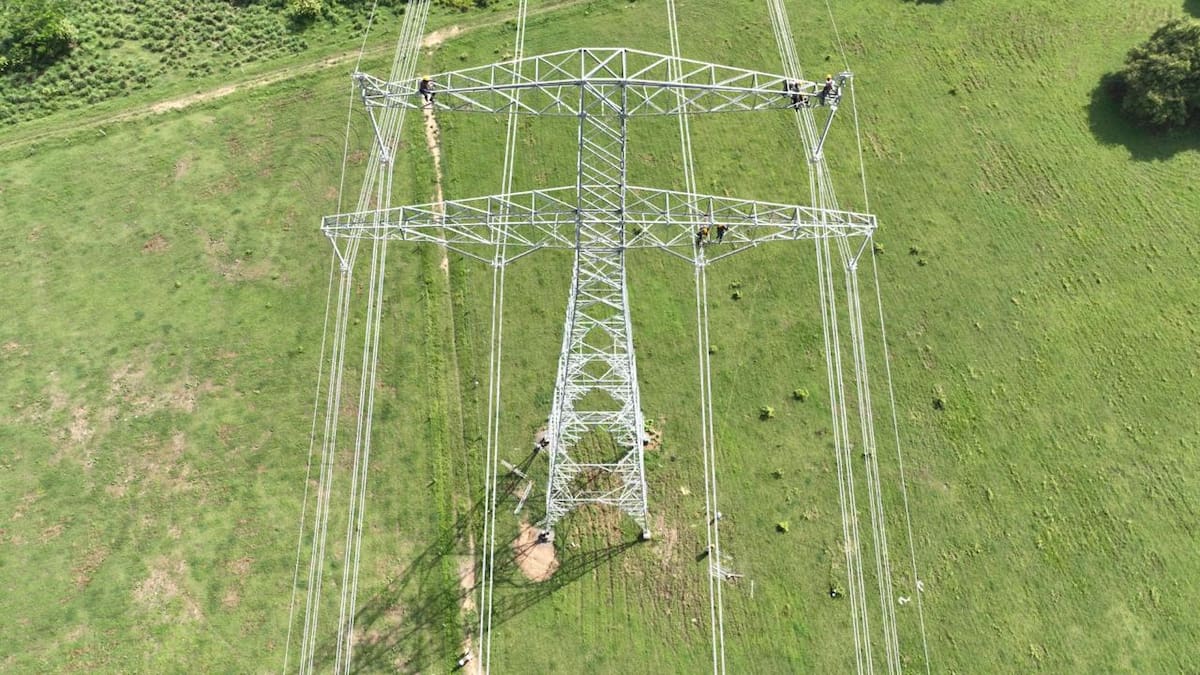 Colombia reactiva venta de energía a Ecuador con el envío de cerca de 8,6 GWh diarios