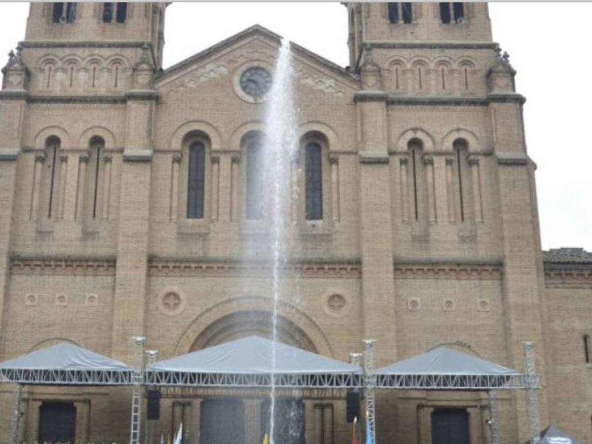 Sancionan a la arquidiócesis de Medellín por desacato