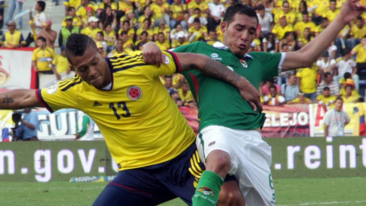 Bolivia comenzó a trabajar con 14 jugadores pensando en Colombia