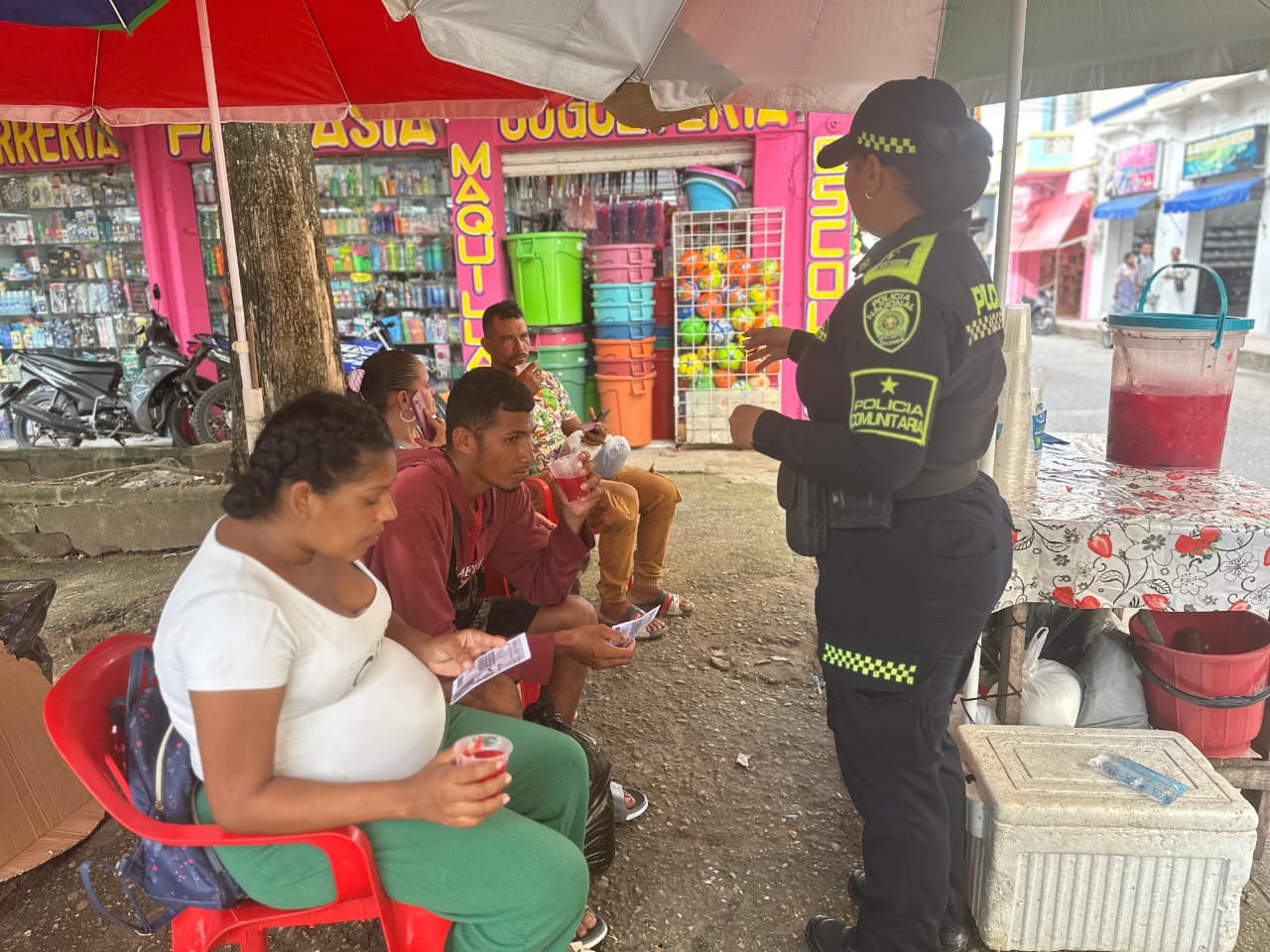 Policía adelanta campañas para prevenir hurto a comercios en Bolívar