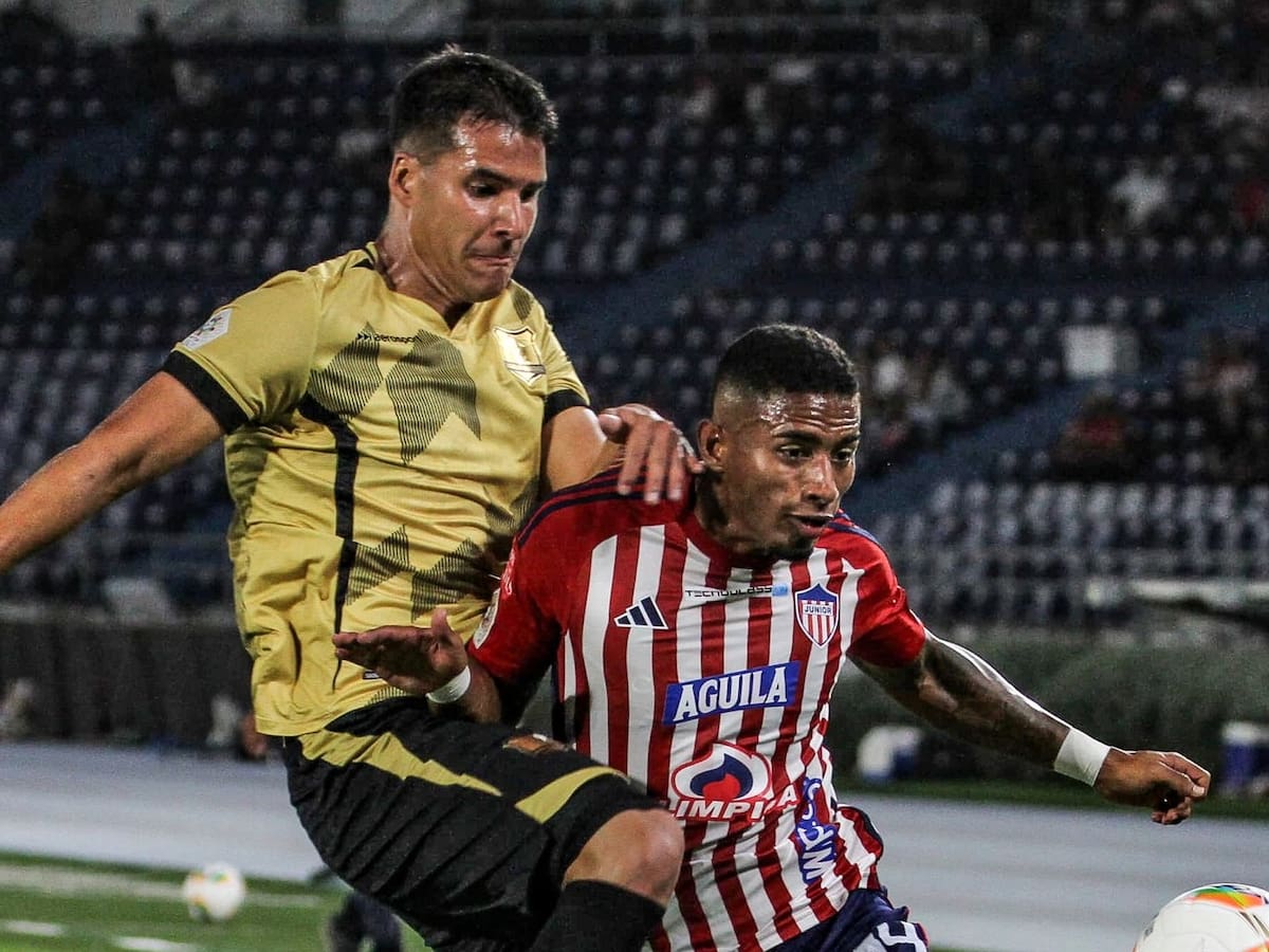 Junior rescata un empate agónico ante Águilas en Barranquilla
