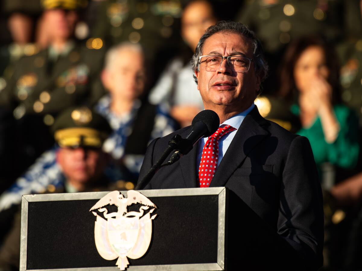 Encuesta Sabemos: 72% de colombianos confía menos en Petro tras dos años de su gobierno