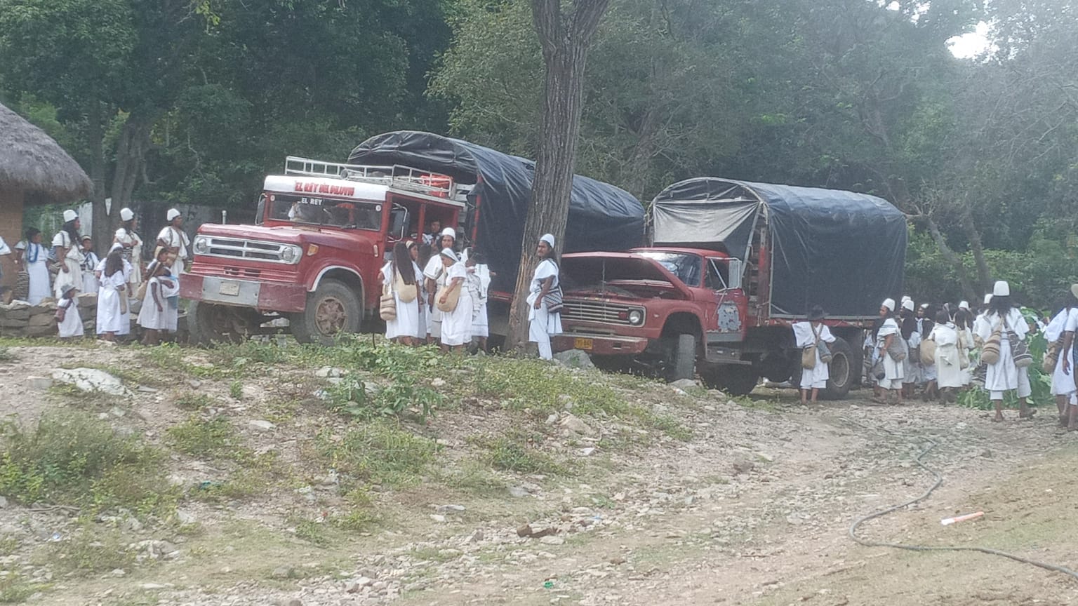 Indígenas que adelantan bloqueaos en Valledupar./Suministrada
