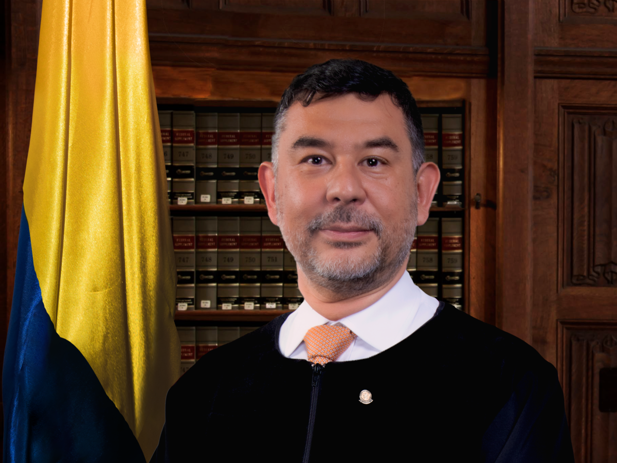 Las acusaciones de Petro sobre golpe blando solo aceleran la polarización: Milton Chaves